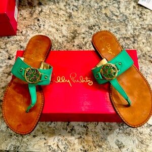 Lilly Pulitzer green Rousseau Sandal, size 7.5